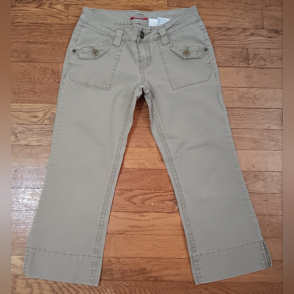 UNIONBAY Women's Tan Capris - Size 3